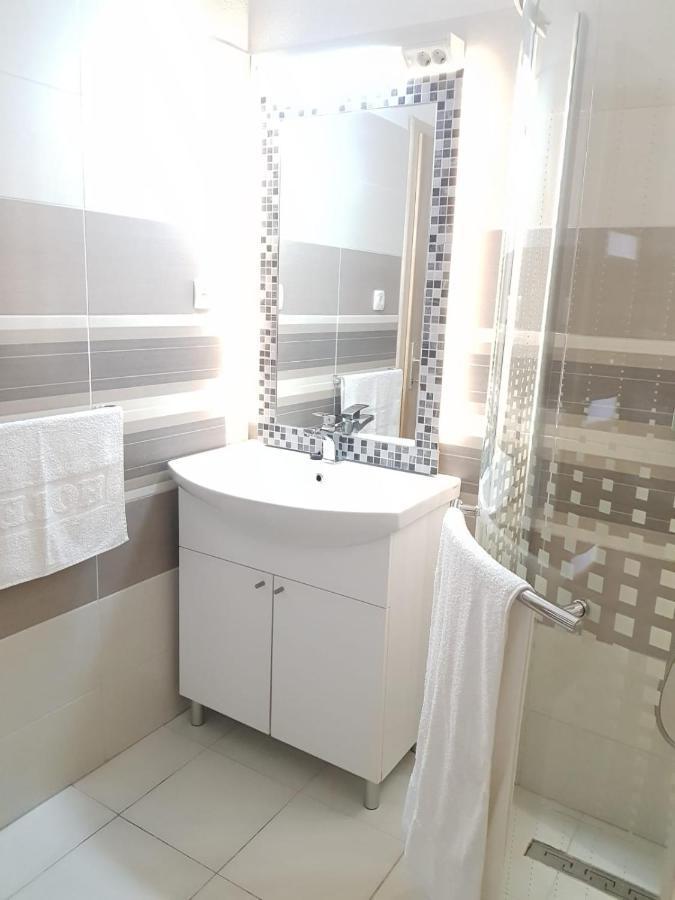 Apartmani Dobra Villa Vodice Exterior photo