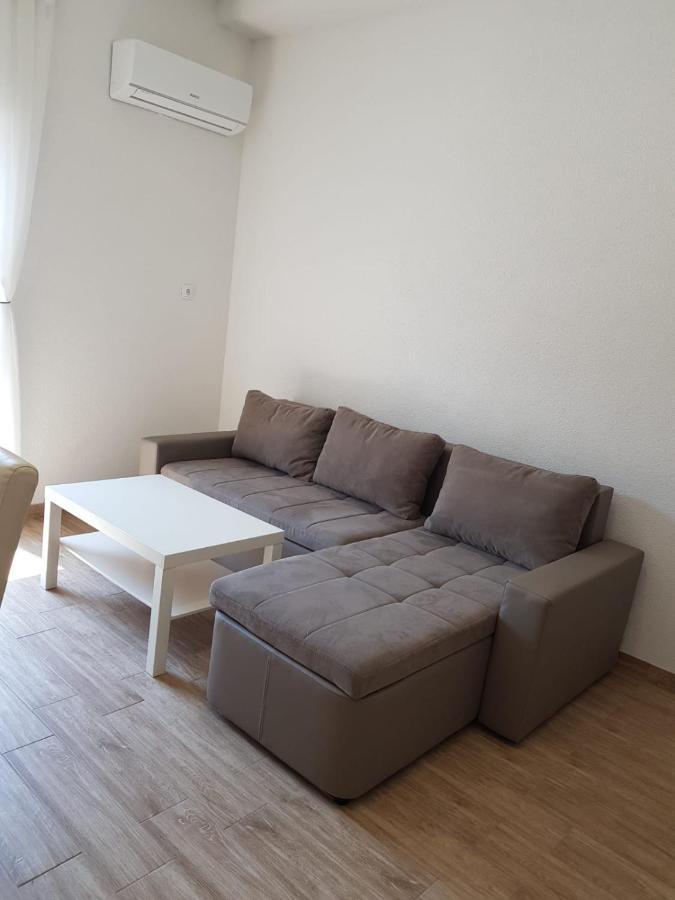 Apartmani Dobra Villa Vodice Exterior photo