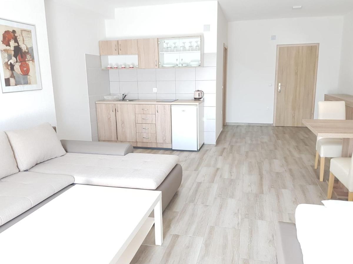 Apartmani Dobra Villa Vodice Exterior photo