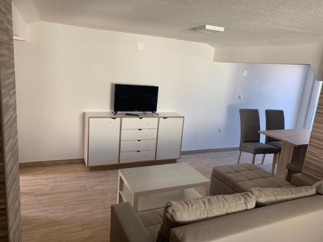 Apartmani Dobra Villa Vodice Exterior photo