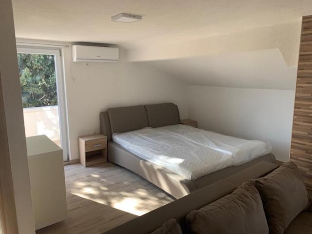 Apartmani Dobra Villa Vodice Exterior photo